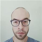 Laureato in Ingegneria Informatica impartisce lezioni di Matematica e Fisica